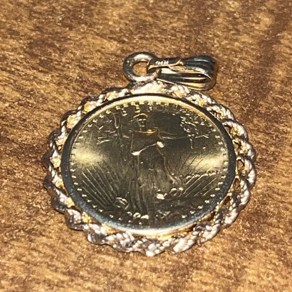 $5 U.S. Gold Coin Encased In 14kt Gold Necklace Pendant 1/10oz - Picture 5 of 6